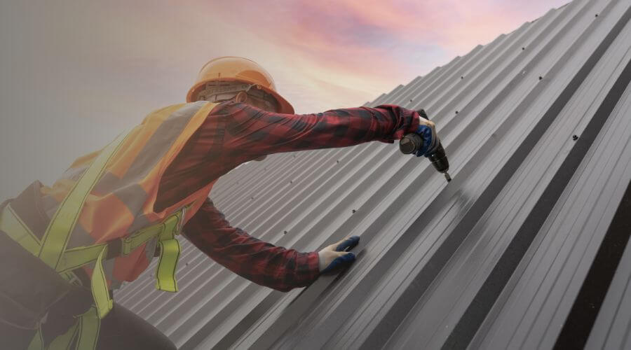 Professional gutter cleaning in Blanchester, OH